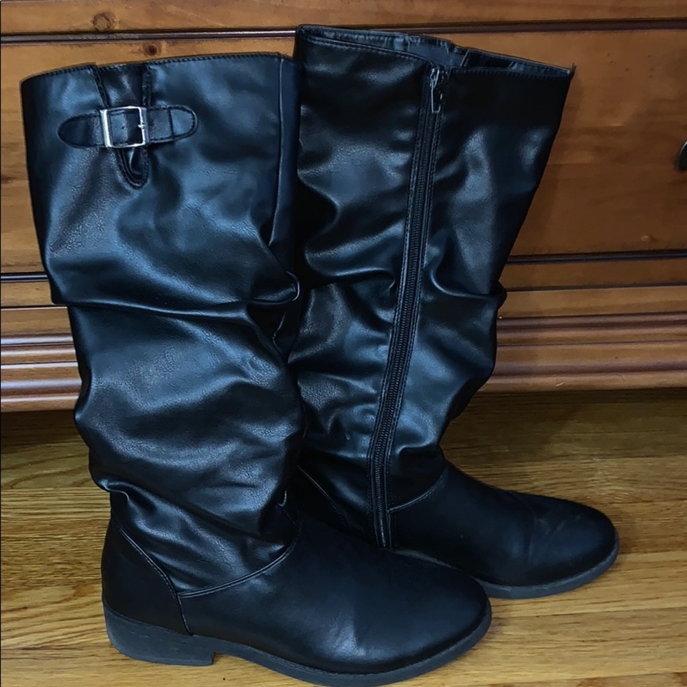 Black Boots